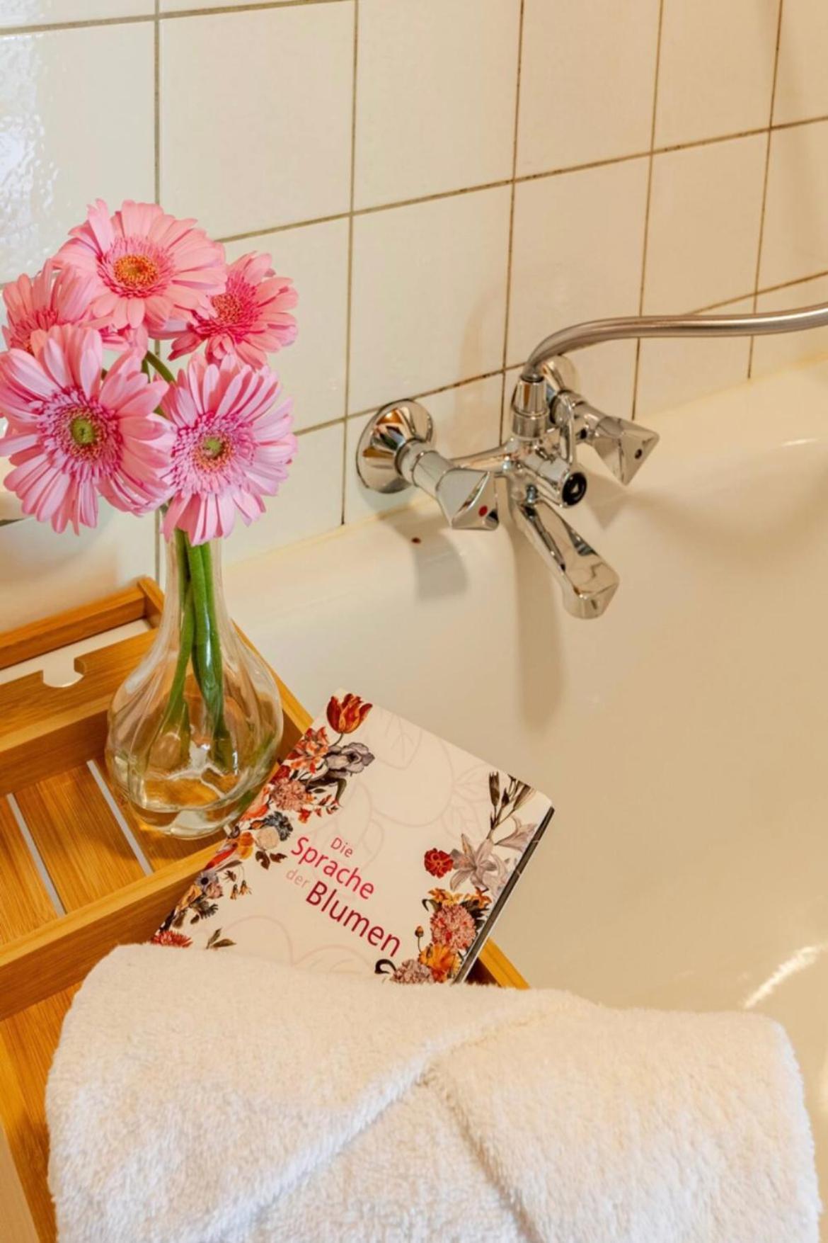 An Wanderwegen Gelegen Mit Terrasse Und Boxspringbett Apartment Sasbachwalden Bagian luar foto
