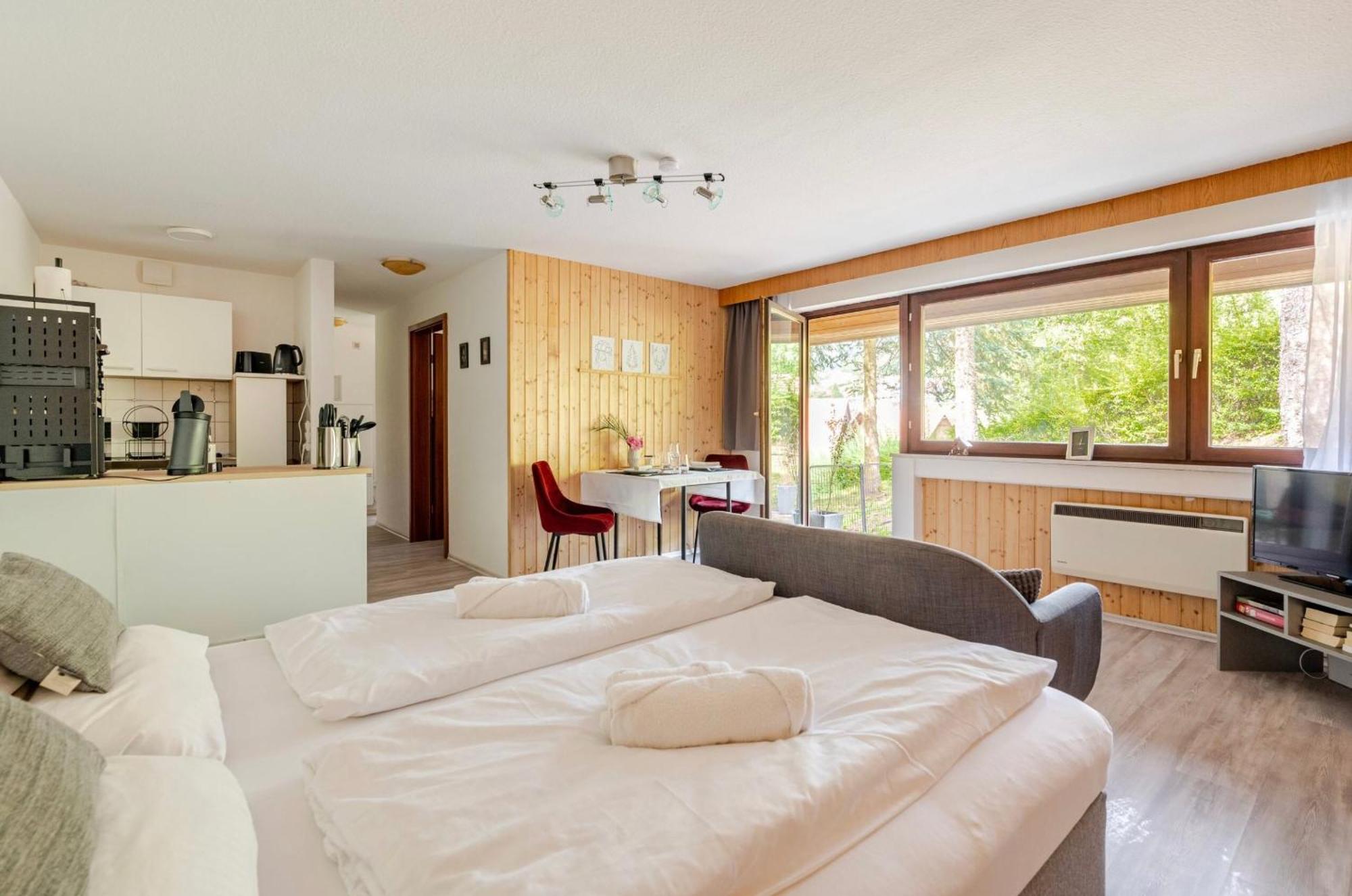 An Wanderwegen Gelegen Mit Terrasse Und Boxspringbett Apartment Sasbachwalden Bagian luar foto